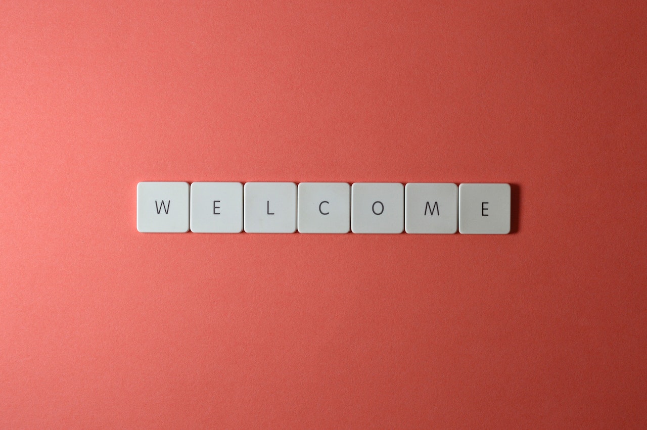 lettere welcome per indicare verbale di consegna
