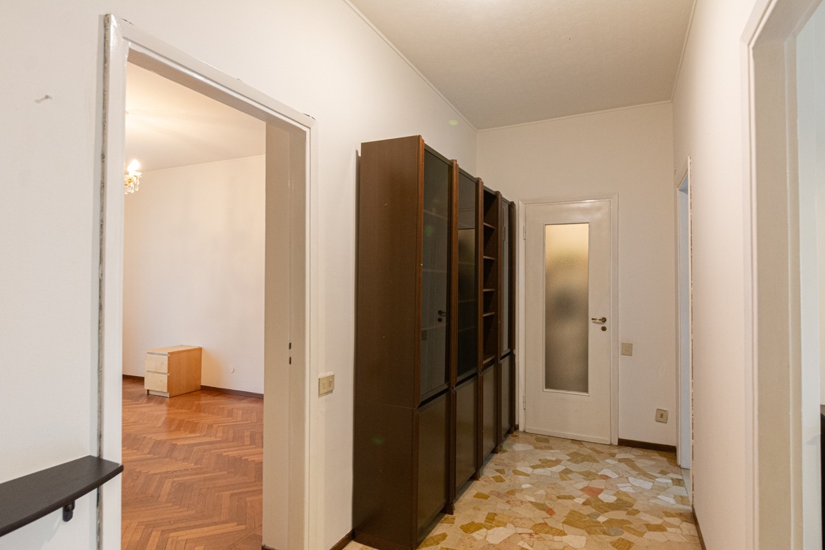 Affitto appartamento via Perugino - immagine 13